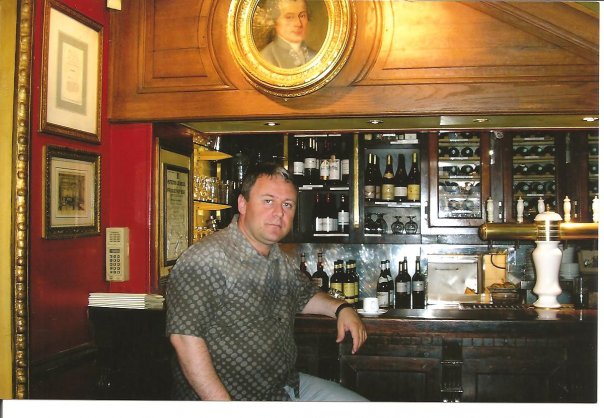 2007 Paris Napolyon Kafe